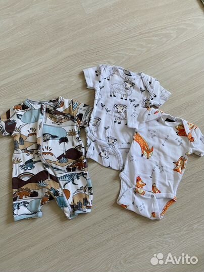 Комплект детских вещей от бренда Mjolk