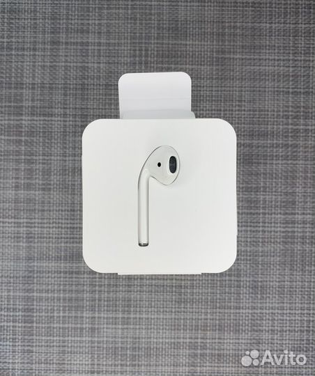 Apple Airpods 2 правый наушник А2032 новый оригина