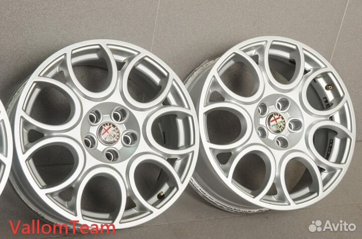 Лот UP31289280 Фирменные 17-е диски WSP italy