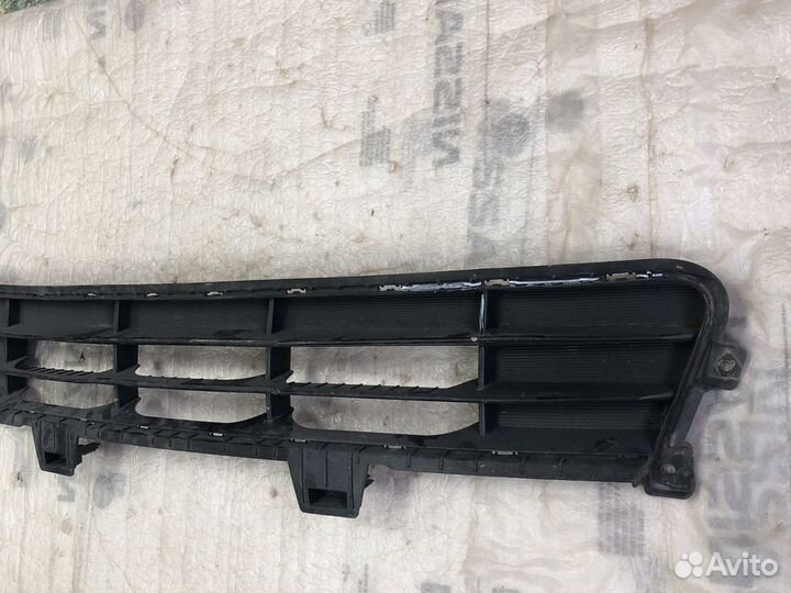 Решетка в бампер нижняя Kia Seltos 86531Q5000