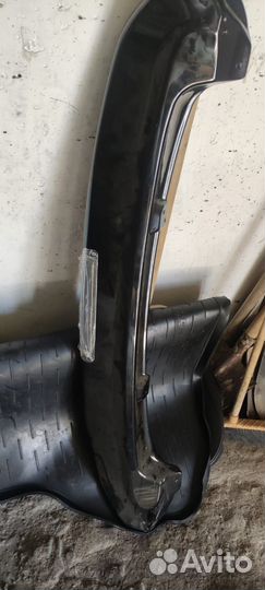 Задний спойлер