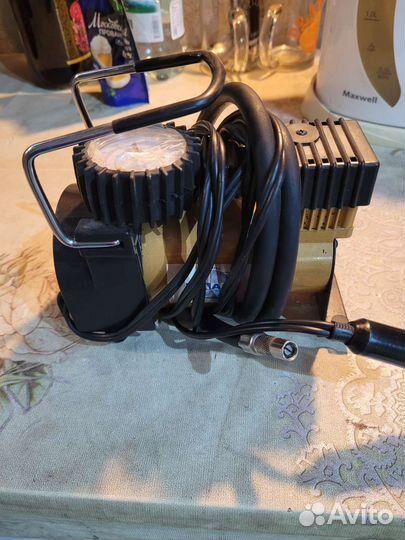 Компрессор автомобильный 12в