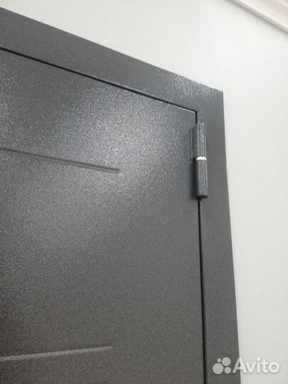 Дверь входная металлическая