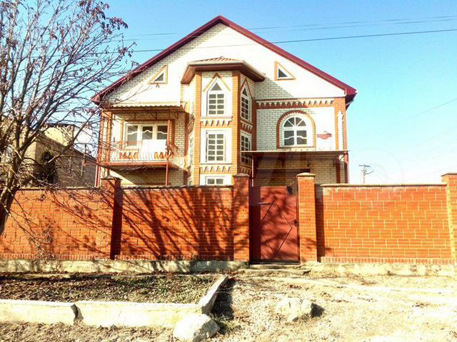 Дом крымск авито. Дом в Крымске. Дом 422. Недвижимость в Крымске дома по ул. Ермолаева.