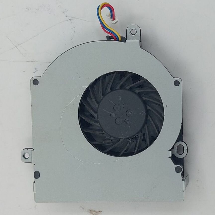 [UDQFRZH05CIN] Вентилятор Udqfrzh05cin, Toshiba Satellite 305d
