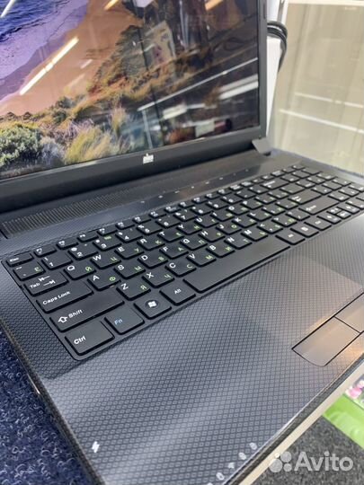 Ноутбук DNS A35FB 15.6