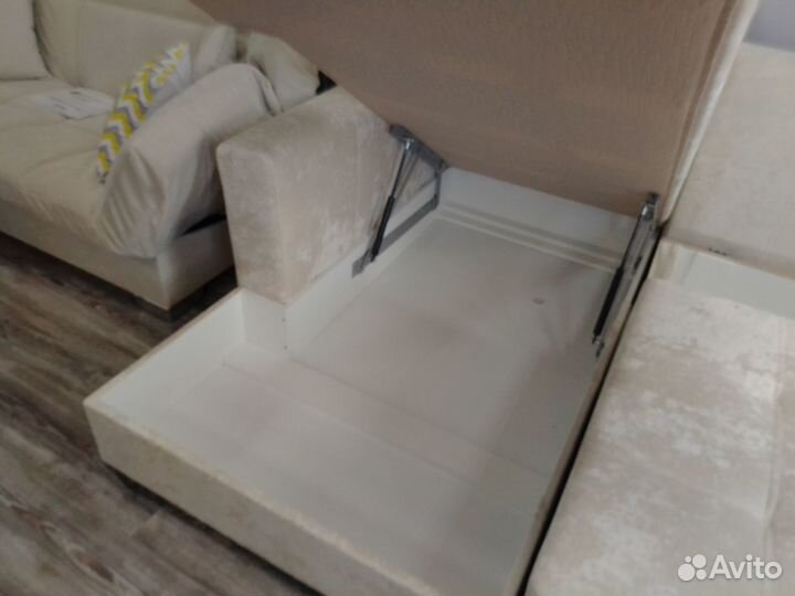 Угловой диван новый 3,6 m