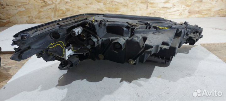 Фара светодиодная передняя левая Lexus Es