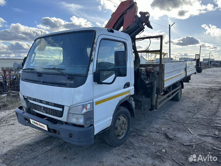 Mitsubishi Fuso Canter с КМУ, 2012