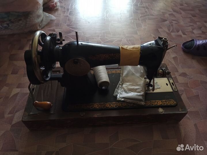Ручная швейная машинка подольск