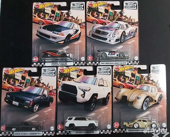 Hot Wheels Premium Boulevard