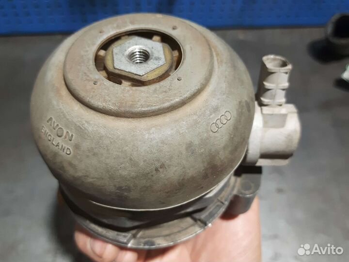 Опора двс ауди а8 д3