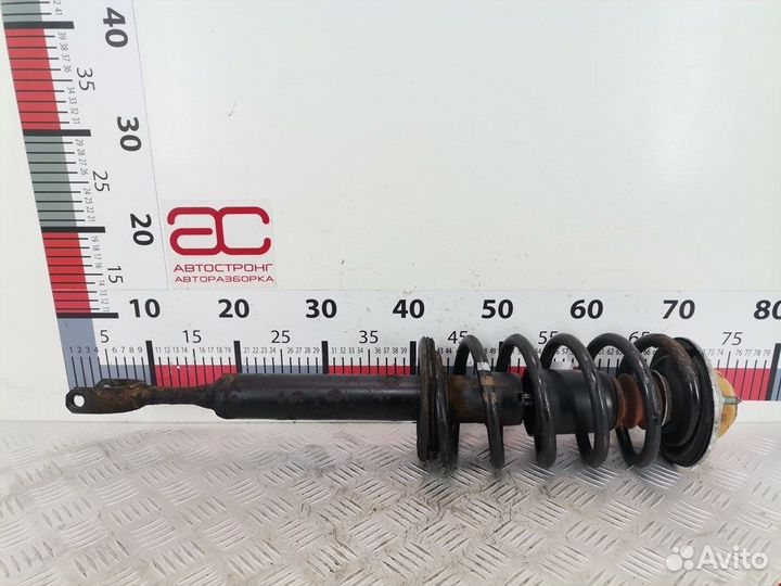 Стойка для Volkswagen Passat 5 GP