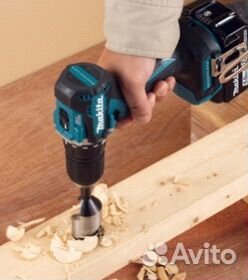 Аккумуляторная дрель-шуруповерт Makita DDF 487 Z