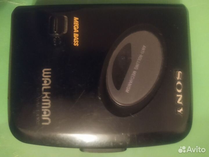 Плеер кассетный Sony Walkman WM-EX112