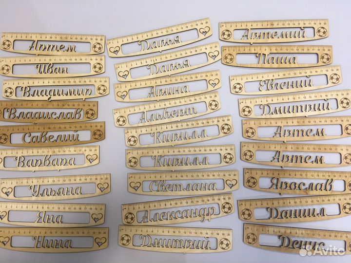 Линейка деревянная