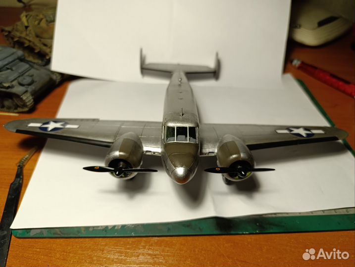 Модель самолета 1/48