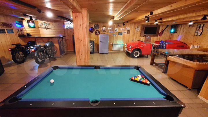 Коттедж 210 м² на участке 6 сот.