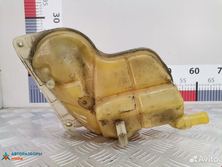 Бачок расширительный Volkswagen Passat B5 2001