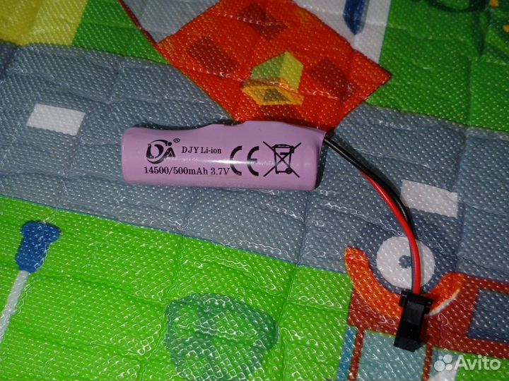 Машинка на радиоуправлении для дрифта