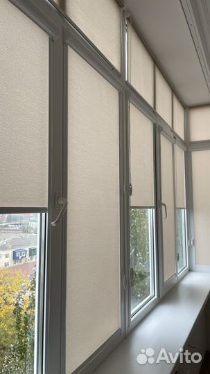 Жалюзи и рулонные шторы на окна