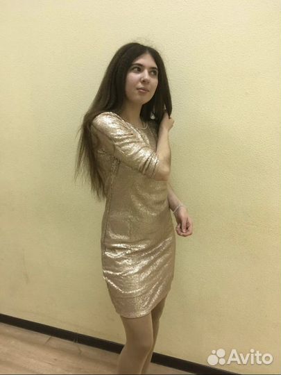 Вечернее платье блестящее