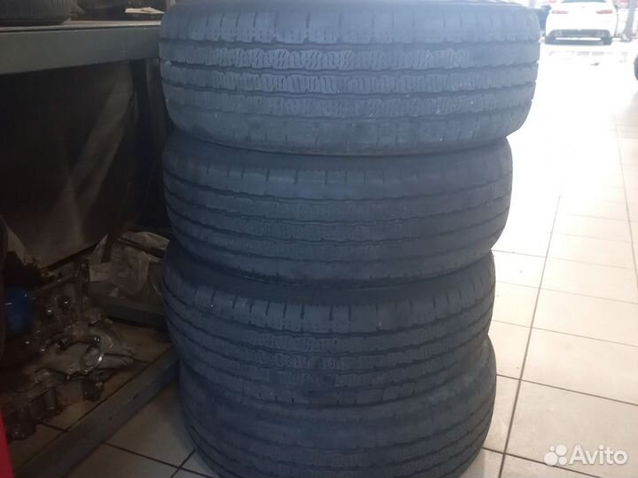 Kumho Radial 798 Plus 235/60 R17