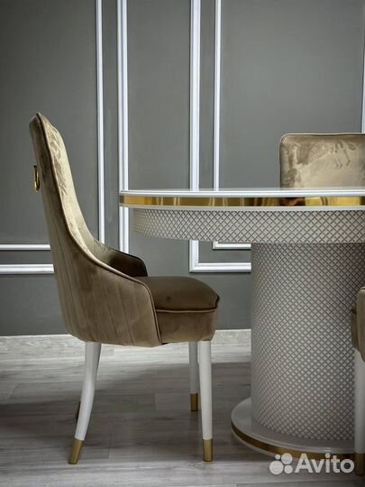 Столы и стулья.Оплата при получении