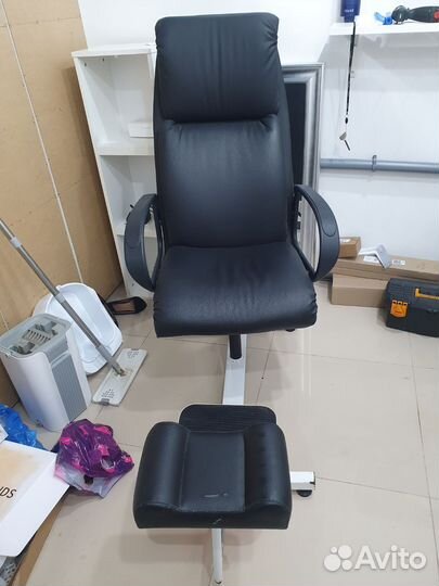 Педикюрное кресло на гидравлике бу