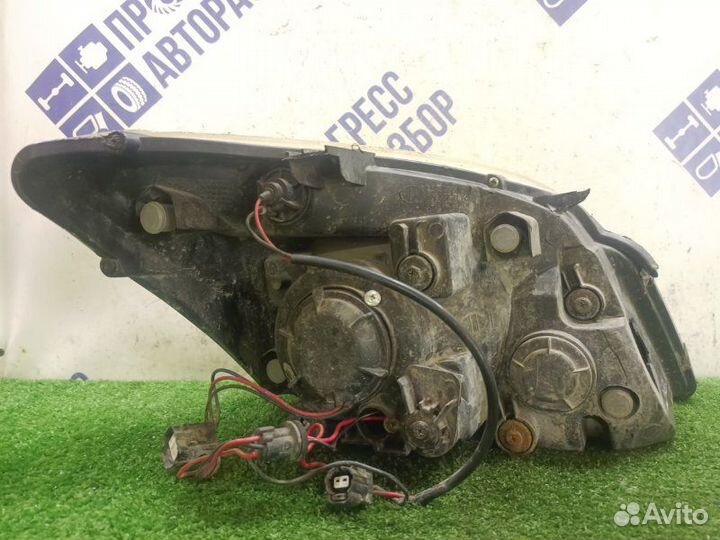 Фара Great Wall Hover H2 внедорожник 2.4 4G64S4M