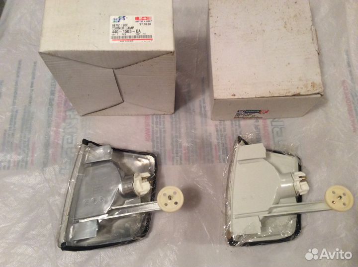 Поворот пер правый мерседес 190-201 белый depo