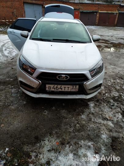 Губа на решетку радиатора vesta