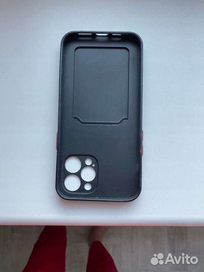 Чехол на iPhone 13