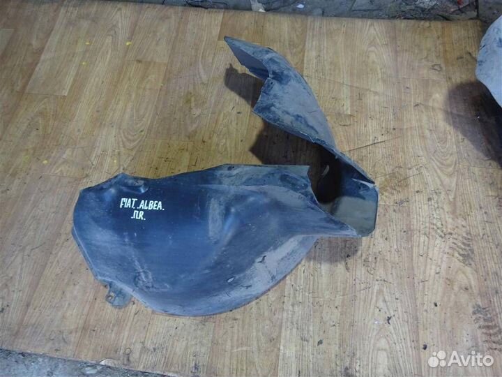 Локер передний правый Fiat Albea 2002-2012