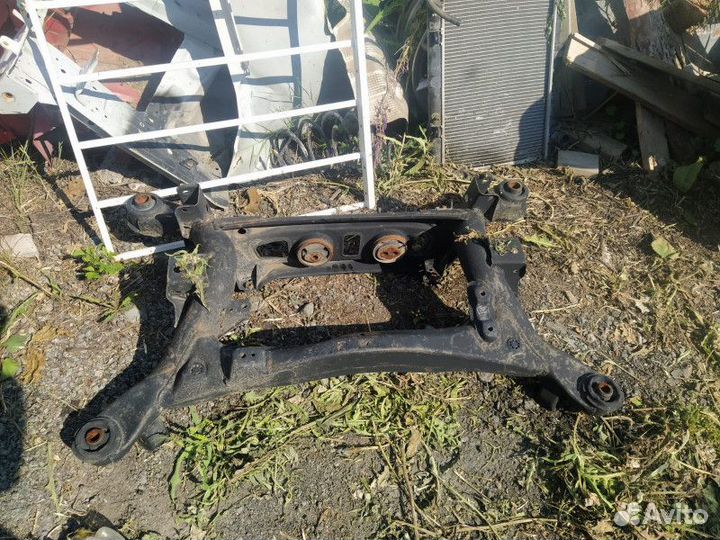 Балка задняя Toyota Aristo 2 (S160)