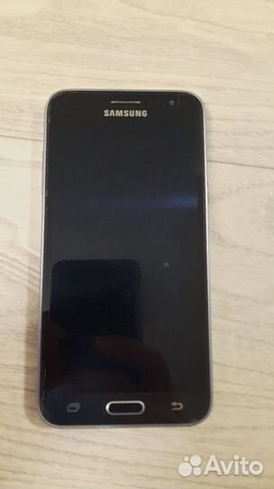 Samsung Galaxy J3 (2016) SM-J320F/DS, 8 ГБ