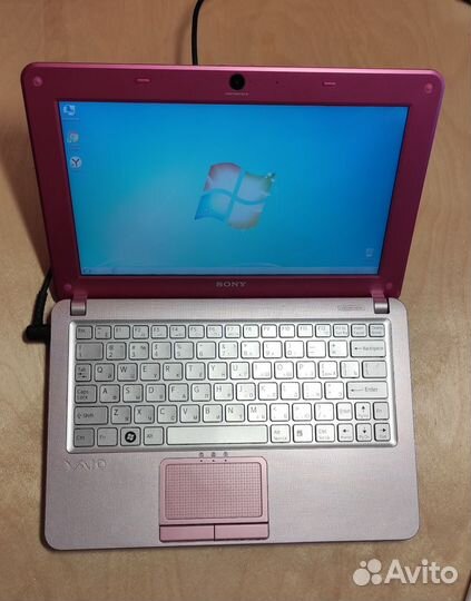 Ноутбук Sony vaio VPC-W11S1R