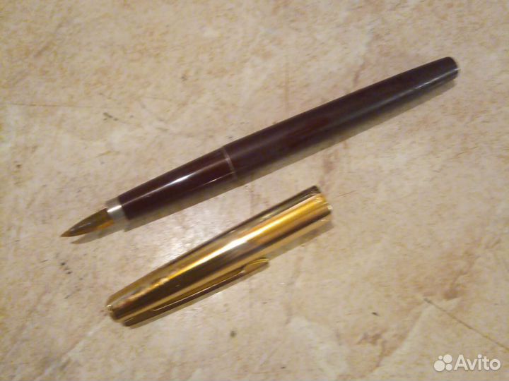 Перьевая ручка hero 221