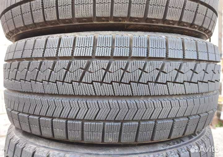 Bridgestone Blizzak VRX 225/40 R18 97V