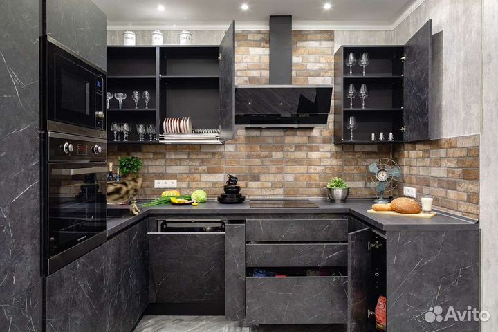 Кухни по индивидуальному заказу