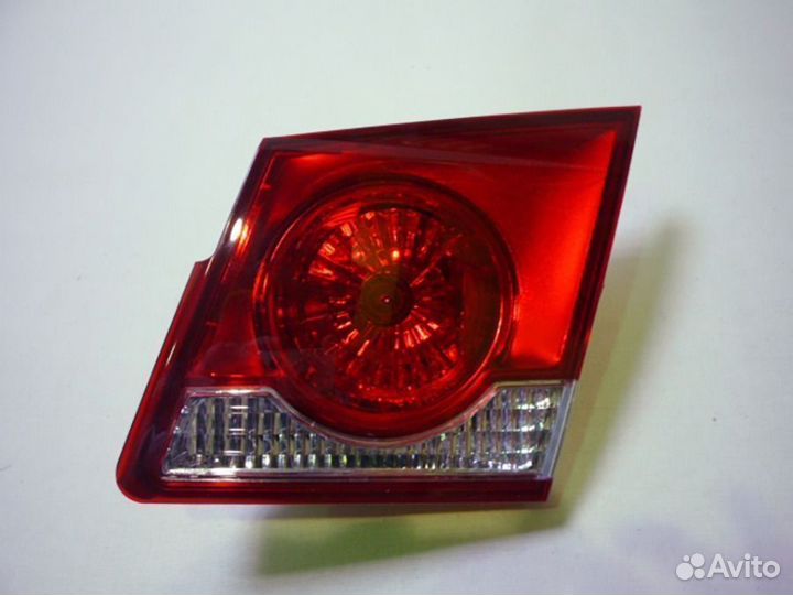 Фонарь задний правый внутрен Шевроле Круз Седан 09