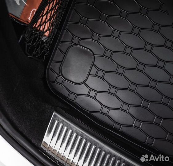 Продаю коврики в салон для tesla Y,X,S,3