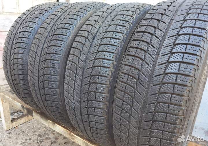 Michelin X-Ice XI3 215/60 R17 96T