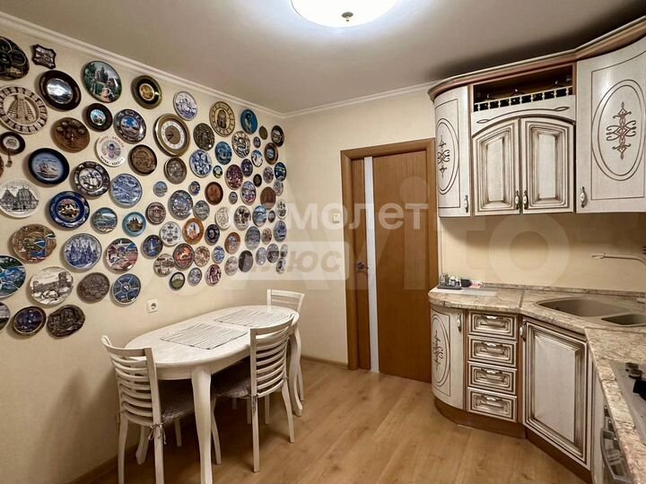 3-к. квартира, 68 м², 4/5 эт.