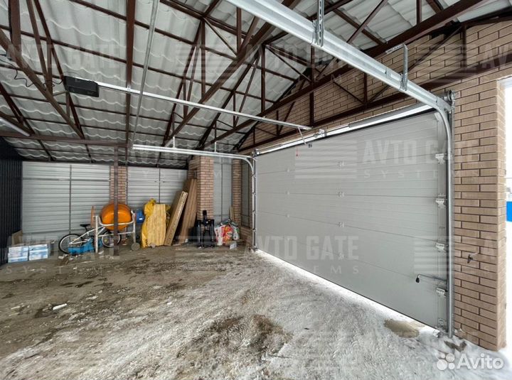 Секционные ворота