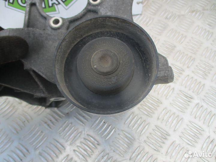 Кронштейн генератора Audi A4 B6