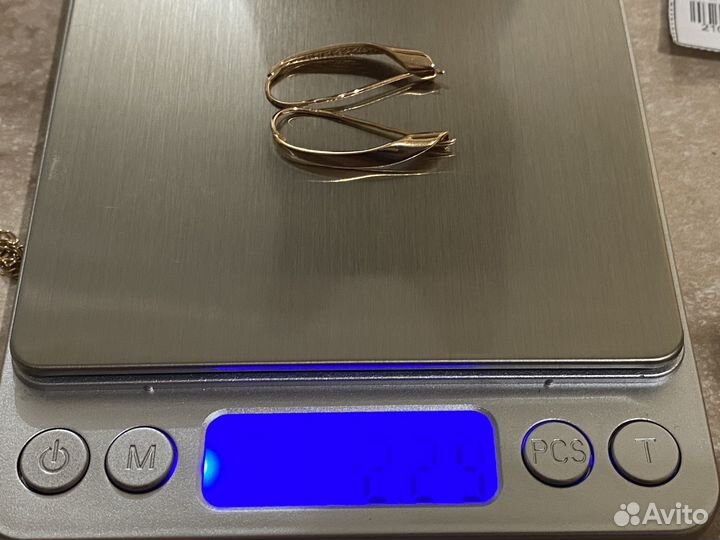 Золотые серьги 585 пробы