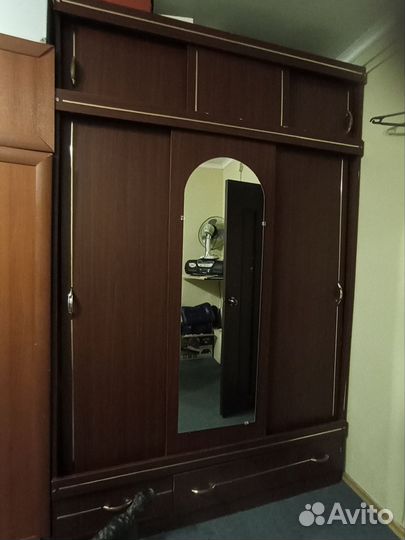 Шкаф купе с зеркалом бу