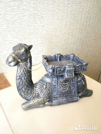 Сувенир статуэтка