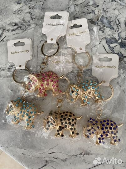 Брелок со стразами